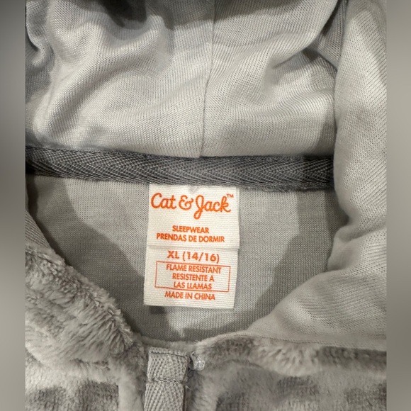 NWT Cat & Jack leopard print onesie PJ size YXL (14/16) - Picture 3 of 6